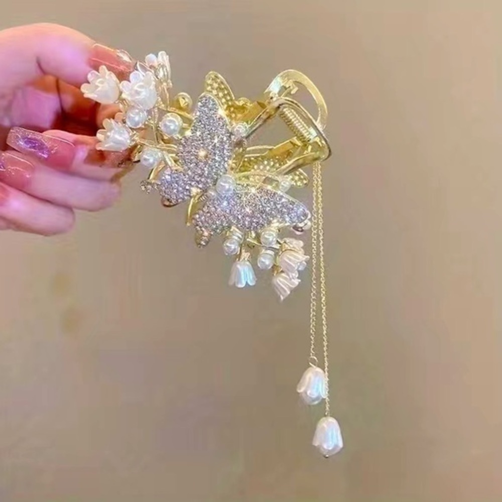 Rhinestone Butterfly Hair Clip